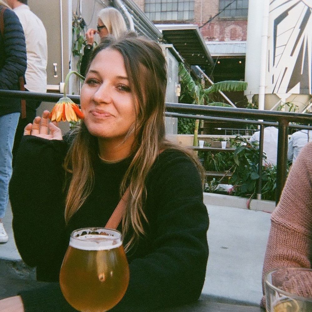 Meet your Posher, Eimile